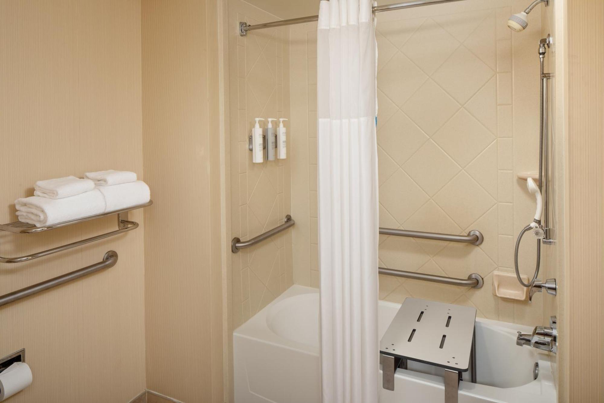 Hampton Inn & Suites Mystic Ngoại thất bức ảnh