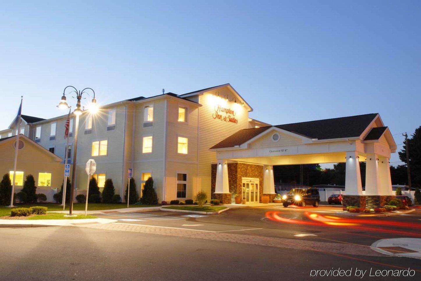 Hampton Inn & Suites Mystic Ngoại thất bức ảnh